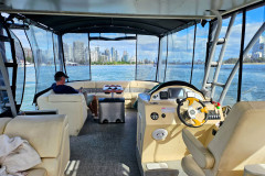 Suntracker-Pontoon-Boat-2